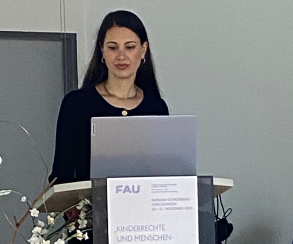 Religionspädagogin Franziska Trefzer